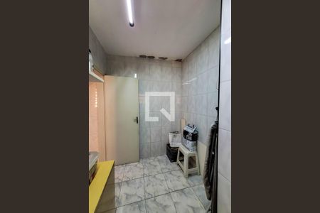 Casa à venda com 200m², 3 quartos e 2 vagasQuarto de Serviço