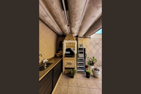 Casa à venda com 200m², 3 quartos e 2 vagasÁrea de Serviço/Quintal/Area de lazer