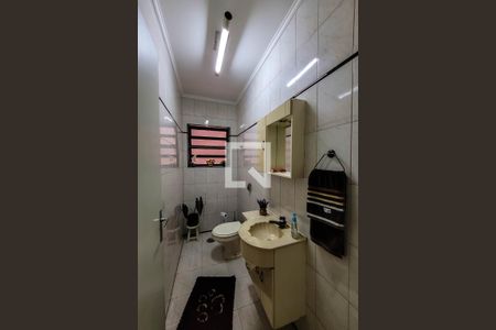 Lavabo de casa à venda com 3 quartos, 200m² em Jardim Maria Estela, São Paulo