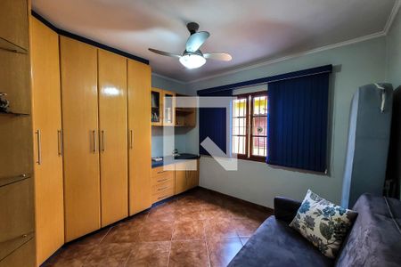 Casa à venda com 200m², 3 quartos e 2 vagasQuarto 1