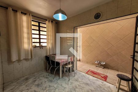 Casa à venda com 200m², 3 quartos e 2 vagasCopa