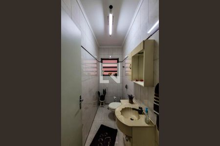 Lavabo de casa à venda com 3 quartos, 200m² em Jardim Maria Estela, São Paulo