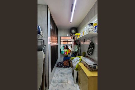 Casa à venda com 200m², 3 quartos e 2 vagasQuarto de Serviço