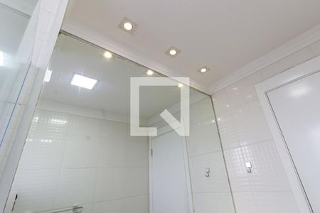 Apartamento para alugar com 50m², 2 quartos e 1 vaga Apartamento para alugar com 50m², 2 quartos e 1 vagaDetalhe do banheiro