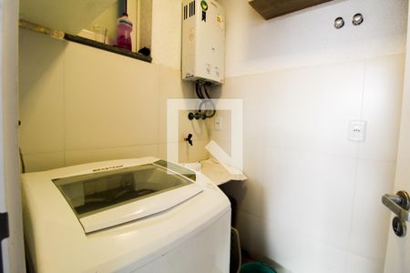 Casa de condomínio à venda com 110m², 3 quartos e 3 vagas Casa de condomínio à venda com 110m², 3 quartos e 3 vagasLavanderia