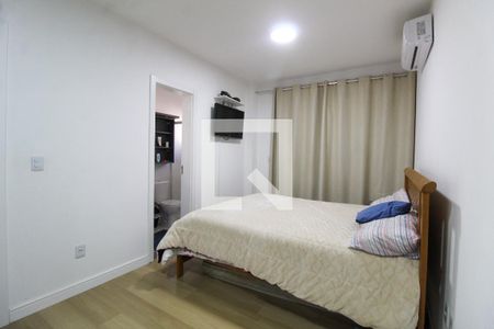 Casa de condomínio à venda com 110m², 3 quartos e 3 vagas Casa de condomínio à venda com 110m², 3 quartos e 3 vagasQuarto Suíte