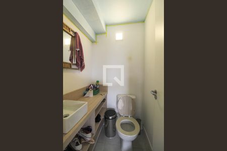 Casa de condomínio à venda com 110m², 3 quartos e 3 vagas Casa de condomínio à venda com 110m², 3 quartos e 3 vagasBanheiro