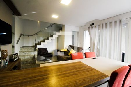 Casa de condomínio à venda com 110m², 3 quartos e 3 vagasSala de Estar