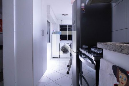 Casa à venda com 181m², 2 quartos e sem vaga Casa à venda com 181m², 2 quartos e sem vagaCorredor área de Serviço