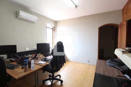 Casa para alugar com 341m², 4 quartos e 4 vagasSuíte 2