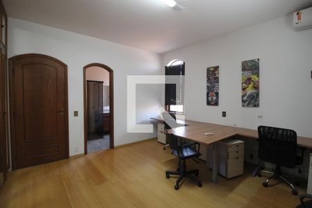 Casa para alugar com 341m², 4 quartos e 4 vagasSuíte 1