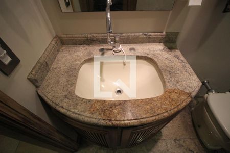 Casa para alugar com 341m², 4 quartos e 4 vagasBanheiro da Suíte 3