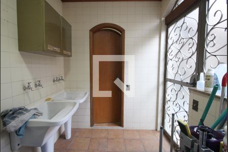 Casa para alugar com 341m², 4 quartos e 4 vagasÁrea de Serviço