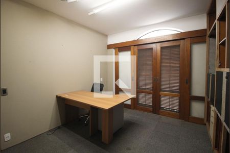 Casa para alugar com 341m², 4 quartos e 4 vagasSuíte 3