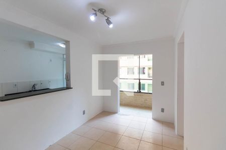Sala de apartamento para alugar com 2 quartos, 48m² em Jardim Santa Terezinha (zona Leste), São Paulo