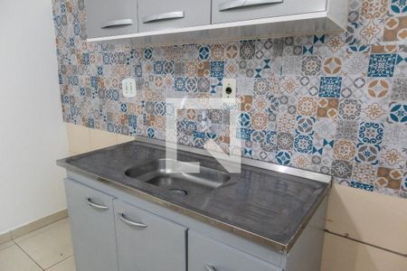 Cozinha de casa para alugar com 1 quarto, 46m² em Vila Mazzei, São Paulo