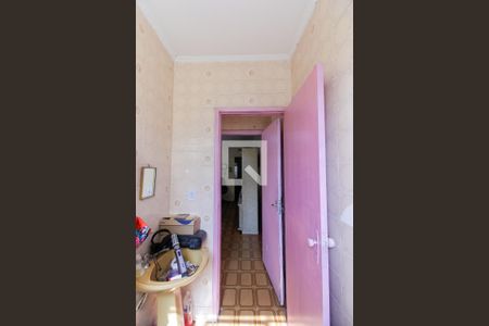 Casa à venda com 173m², 3 quartos e 2 vagasBanheiro 2