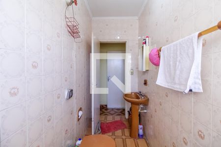 Casa à venda com 173m², 3 quartos e 2 vagasBanheiro da Suíte