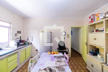 Casa à venda com 173m², 3 quartos e 2 vagasCozinha