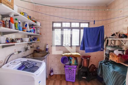 Casa à venda com 173m², 3 quartos e 2 vagasÁrea de Serviço