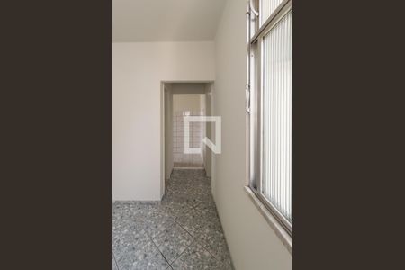 Sala de apartamento para alugar com 2 quartos, 65m² em Olaria, Rio de Janeiro