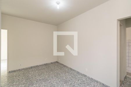 Sala de apartamento para alugar com 2 quartos, 65m² em Olaria, Rio de Janeiro