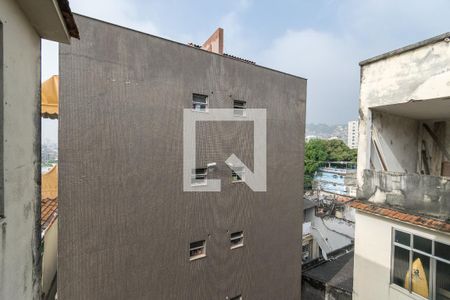 Vista da Sala de apartamento para alugar com 2 quartos, 65m² em Olaria, Rio de Janeiro