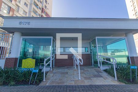 Apartamento para alugar com 73m², 3 quartos e 1 vagaFachada e portaria