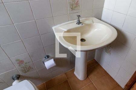 Apartamento para alugar com 80m², 2 quartos e 1 vaga Apartamento para alugar com 80m², 2 quartos e 1 vagaDetalhe do banheiro