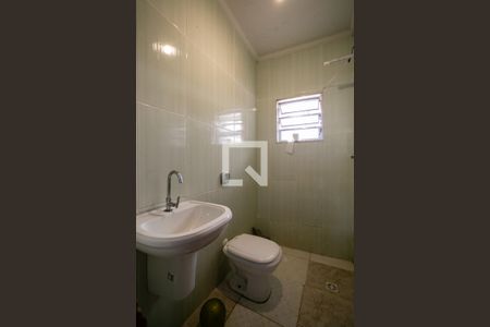 Casa à venda com 144m², 3 quartos e 1 vaga Casa à venda com 144m², 3 quartos e 1 vagaBanheiro da Suíte 2