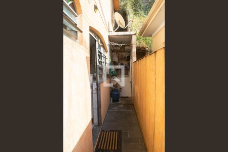 Casa à venda com 250m², 3 quartos e 3 vagasÁrea de Serviço