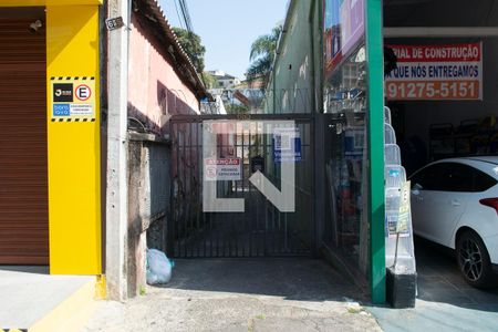 Casa à venda com 250m², 3 quartos e 3 vagasFachada da rua