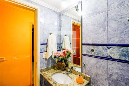 Apartamento à venda com 80m², 3 quartos e 2 vagasBanheiro