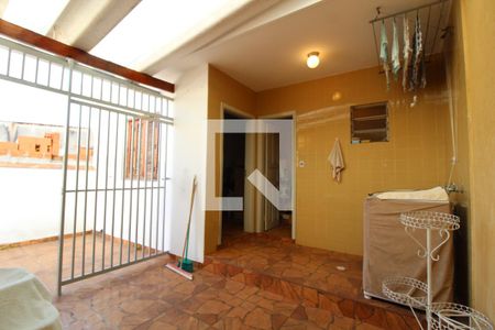 Casa à venda com 200m², 3 quartos e 2 vagasÁrea de Serviço