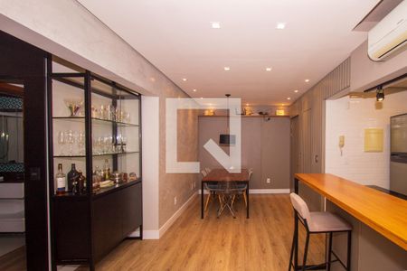 Sala de apartamento à venda com 2 quartos, 67m² em Cidade Baixa, Porto Alegre