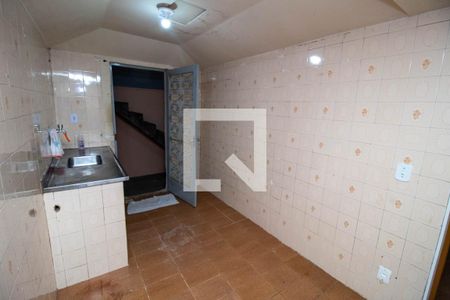 Cozinha de casa para alugar com 1 quarto, 52m² em Engenho do Porto, Duque de Caxias
