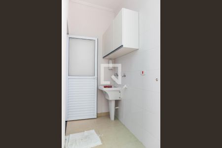 Casa à venda com 52m², 2 quartos e 1 vagaÁrea de serviço