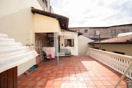 Casa à venda com 109m², 2 quartos e 3 vagasVaranda 2