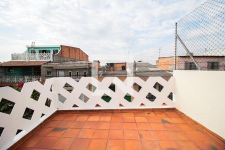 Casa à venda com 109m², 2 quartos e 3 vagasVaranda 1