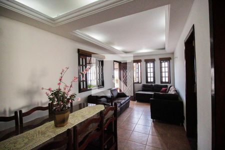 Sala de casa à venda com 2 quartos, 109m² em Itaquera, São Paulo