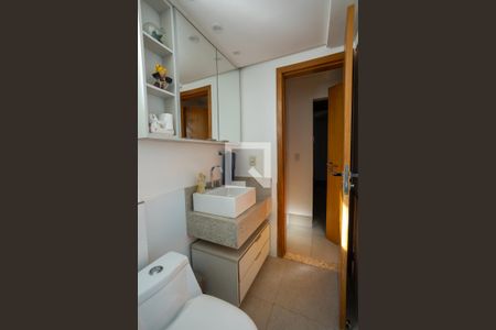 Apartamento para alugar com 67m², 2 quartos e 1 vaga Apartamento para alugar com 67m², 2 quartos e 1 vagaBanheiro da Suíte