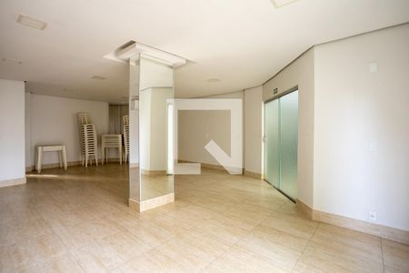 Apartamento para alugar com 67m², 2 quartos e 1 vaga Apartamento para alugar com 67m², 2 quartos e 1 vagaÁrea comum - Salão de festas