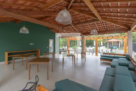 Apartamento para alugar com 49m², 2 quartos e 1 vaga Apartamento para alugar com 49m², 2 quartos e 1 vagaÁrea comum - Salão de festas