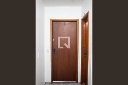 Apartamento para alugar com 75m², 3 quartos e 2 vagasEntrada Apartamento