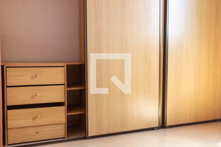 Apartamento para alugar com 75m², 3 quartos e 2 vagasArmario Quarto 1