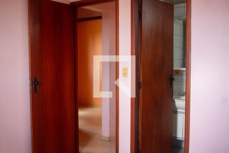 Apartamento para alugar com 75m², 3 quartos e 2 vagasQuarto 1 Entrada Banheiro