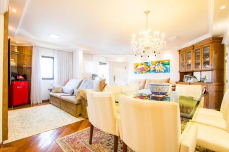 Sala de apartamento à venda com 4 quartos, 136m² em Vila Gilda, Santo André