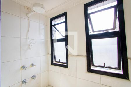 Apartamento à venda com 136m², 4 quartos e 3 vagasBanheiro do quarto 1