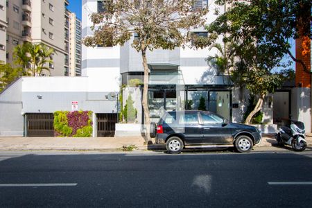 Apartamento à venda com 136m², 4 quartos e 3 vagasFachada