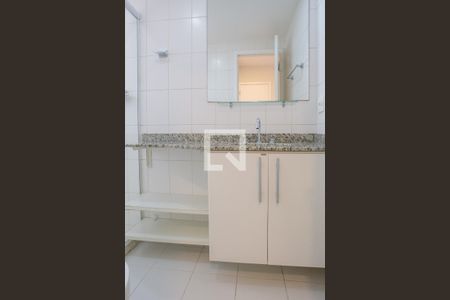 Apartamento para alugar com 83m², 2 quartos e 2 vagas Apartamento para alugar com 83m², 2 quartos e 2 vagasBanheiro da Suíte 1